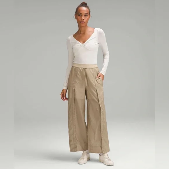 lululemon athletica Tan Wide-Leg Pants - Picture 4 of 6